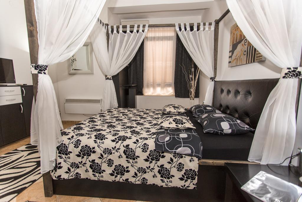 Apart Hotel Kalonis Escópia Quarto foto